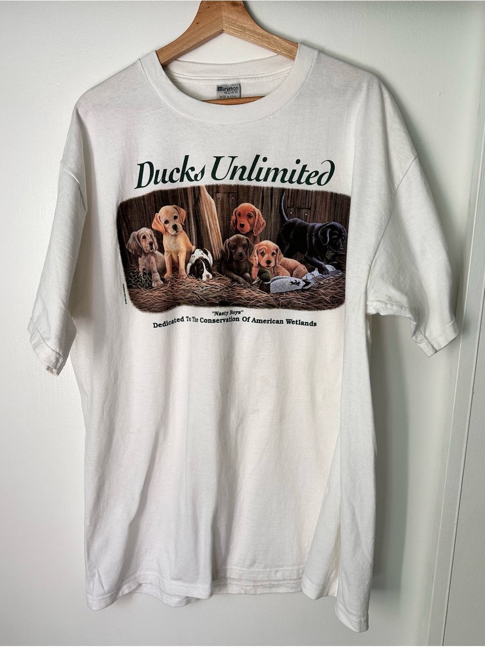 Ducks Unlimited White Short-Sleeve Graphic Tee by